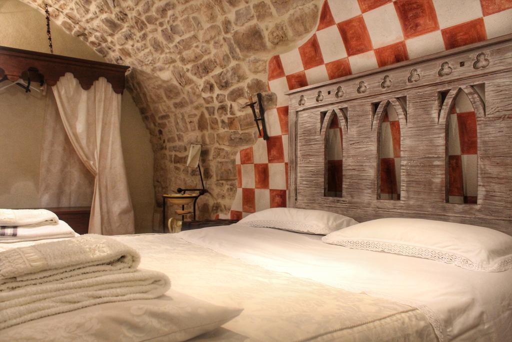 Agriturismo Castello Di Belforte Тоди Экстерьер фото
