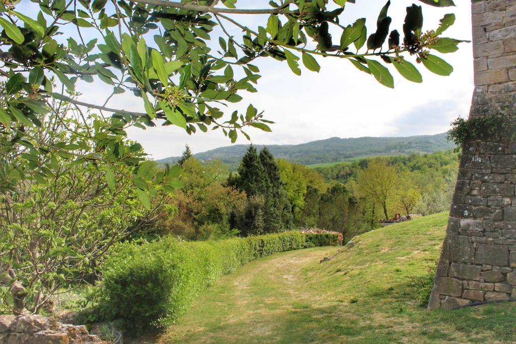 Agriturismo Castello Di Belforte Тоди Экстерьер фото